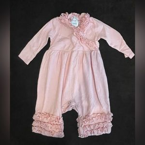 Boutique ruffle set NEVER WORN